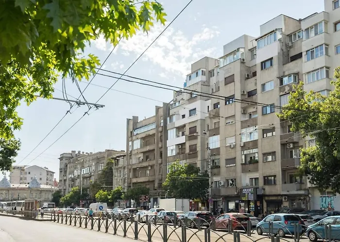 Green-paradise * בוקרשט